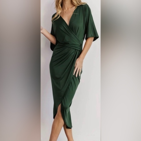 Dress Day Dresses & Skirts - 🆕 Dress Day Baltic Born Solana Ruched Dress In Hunter Green Size Medium